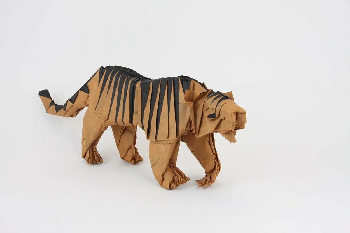 паперкрафт голова тигра. бумажный тигр. модульный тигр из бумаги. тигр голова тигра паперкрафт. оригами тигр.