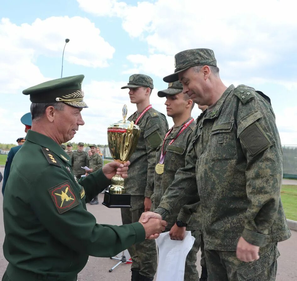 Бувальцев генерал полковник. Огневой центр парка Патриот. Вс рф патриот