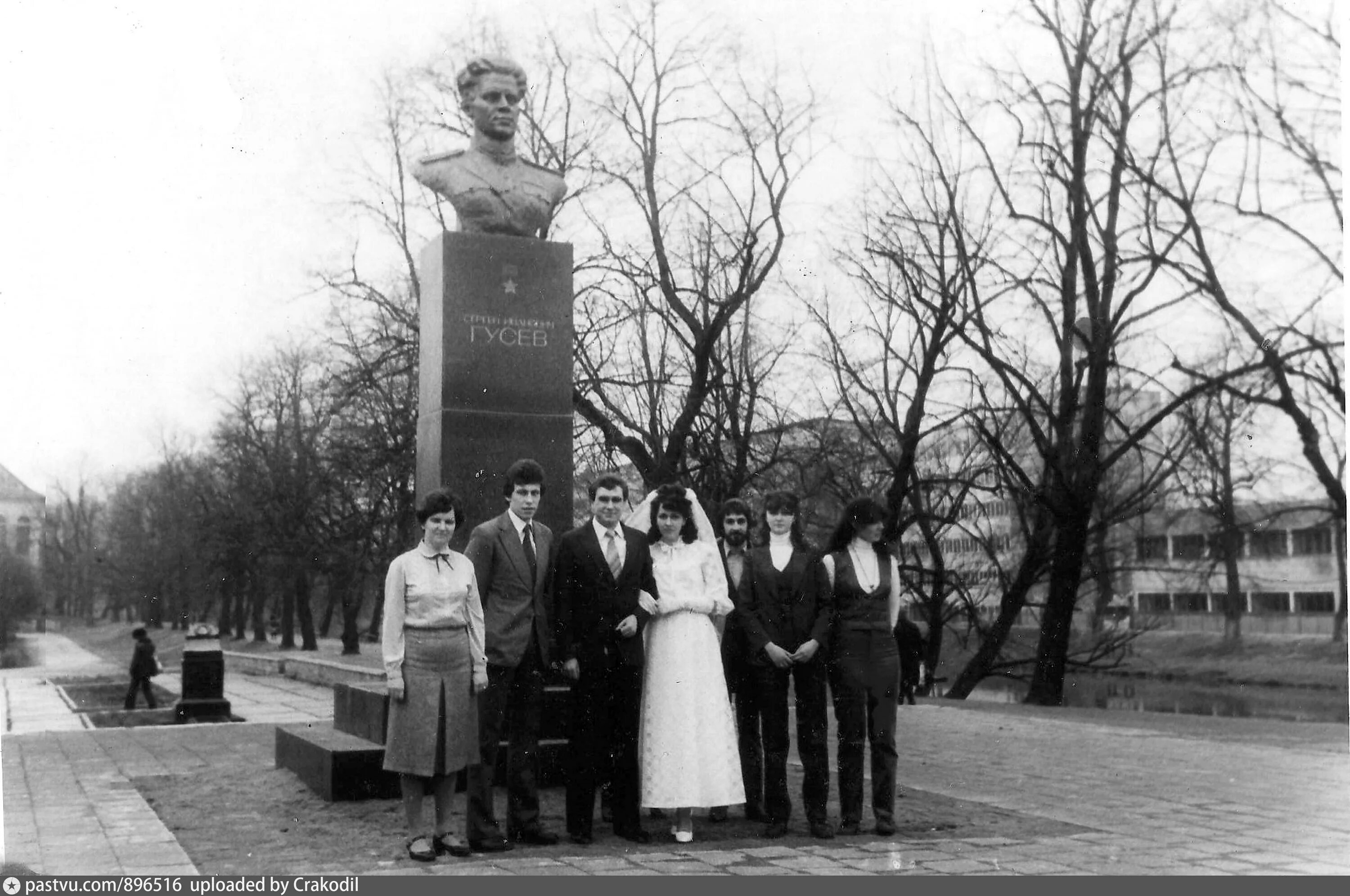 Памятник гусеву. Памятник с.и.Гусеву город Гусев Калининградская область фотографии. Памятники в Гусеве. Памятники Гусева.