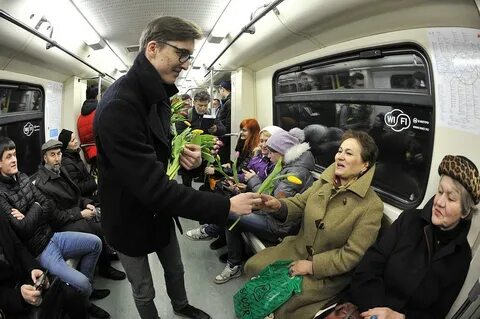 Цветы в метро