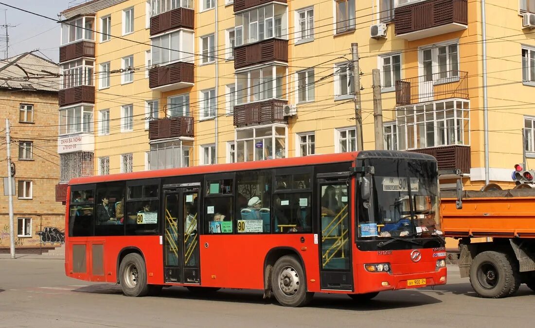 Автобус 1 Красноярск. Красный 90 автобус Красноярск. Автобус 3 Красноярск. Автобус СФУ Красноярск. Включи 3 автобуса