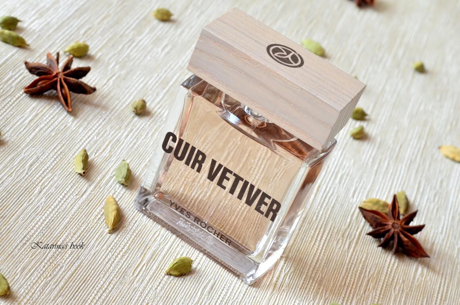 Ива специи. Ив Роше cuir. Кюир ветивер Ив Роше. Туалетная вода «cuir Vetiver», 100 мл. Ветивер туалетная вода для мужчин Ив Роше.