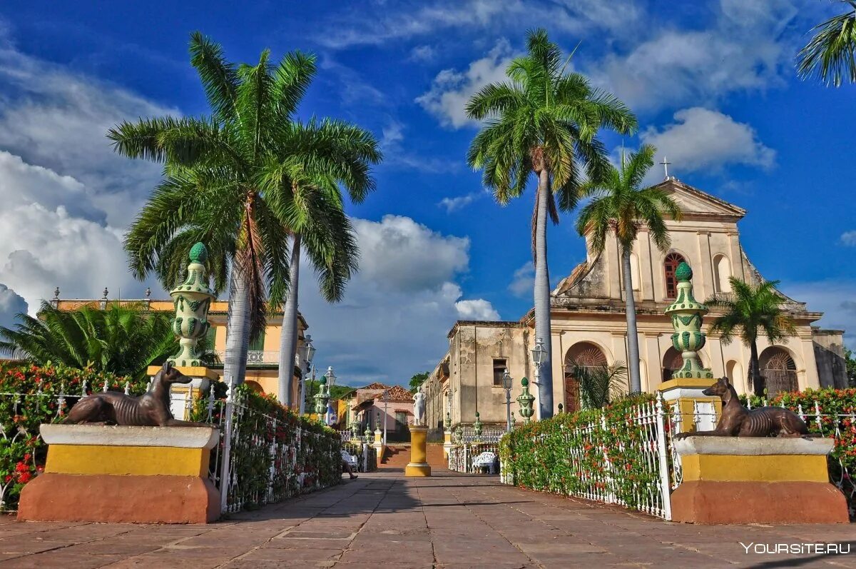 Церковь Святой Троицы Тринидад. Остров Куба Гавана. Куба Варадеро город. Куба Гавана Варадеро.