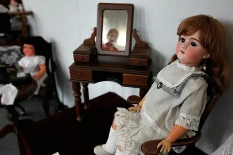 Old doll bruerra sai
