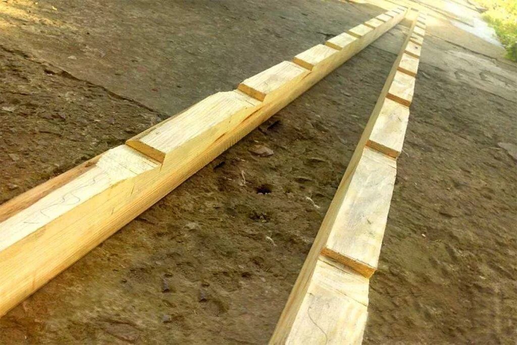 Сделать приставную деревянную лестницу