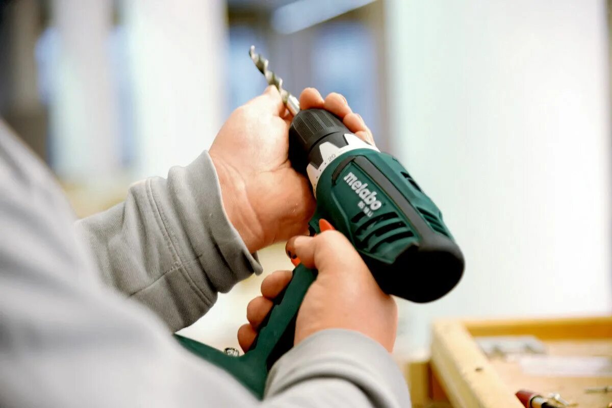 Шуруповерт число оборотов. Шуруповерт метабо bs18. metabo bs 18 li. metabo bs 18 li 602116530. шуруповерт metabo 18.