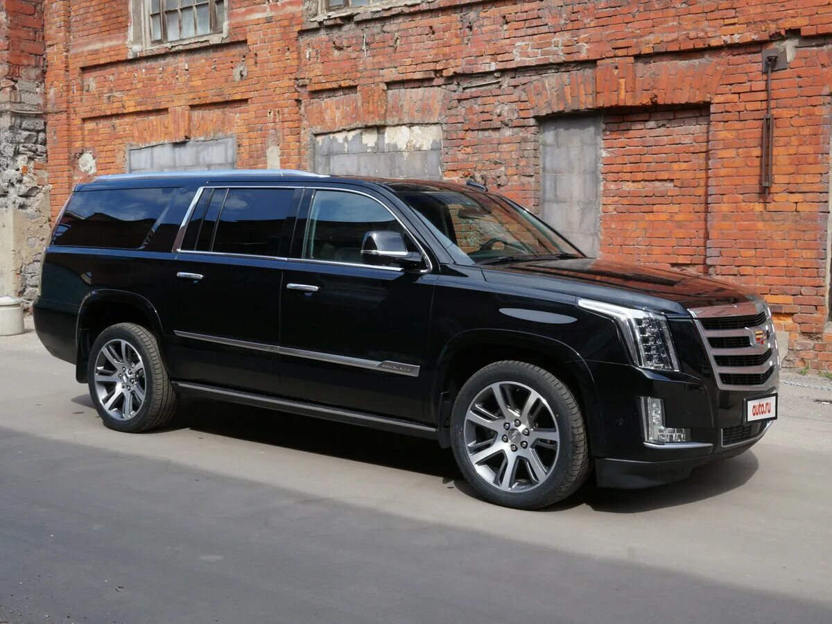 Кадиллак эскалейд 2018. Кадиллак Эскалейд 2018 черный. Cadillac Escalade IV 2018. Cadillac Escalade ESV IV.