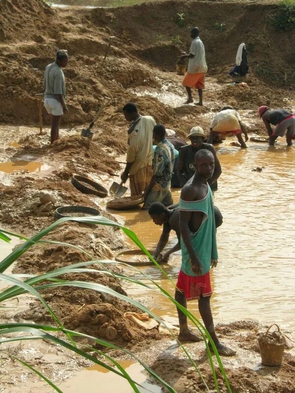 Богатства юар. Демократическая республика конго минеральные ресурсы. Республика гана золотой прииск. Минеральные ресурсы юар. Богатства юар.