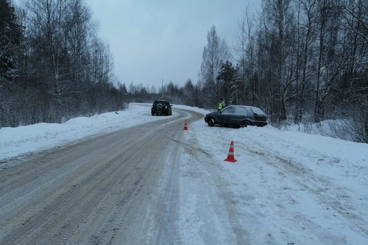 Авария поворот на Александровку. Орша новая Тверской области ДТП. Авария поворот на Крутали Курганская область. Avariya na kurutoy Pavarot. 19 декабря 2014 1598