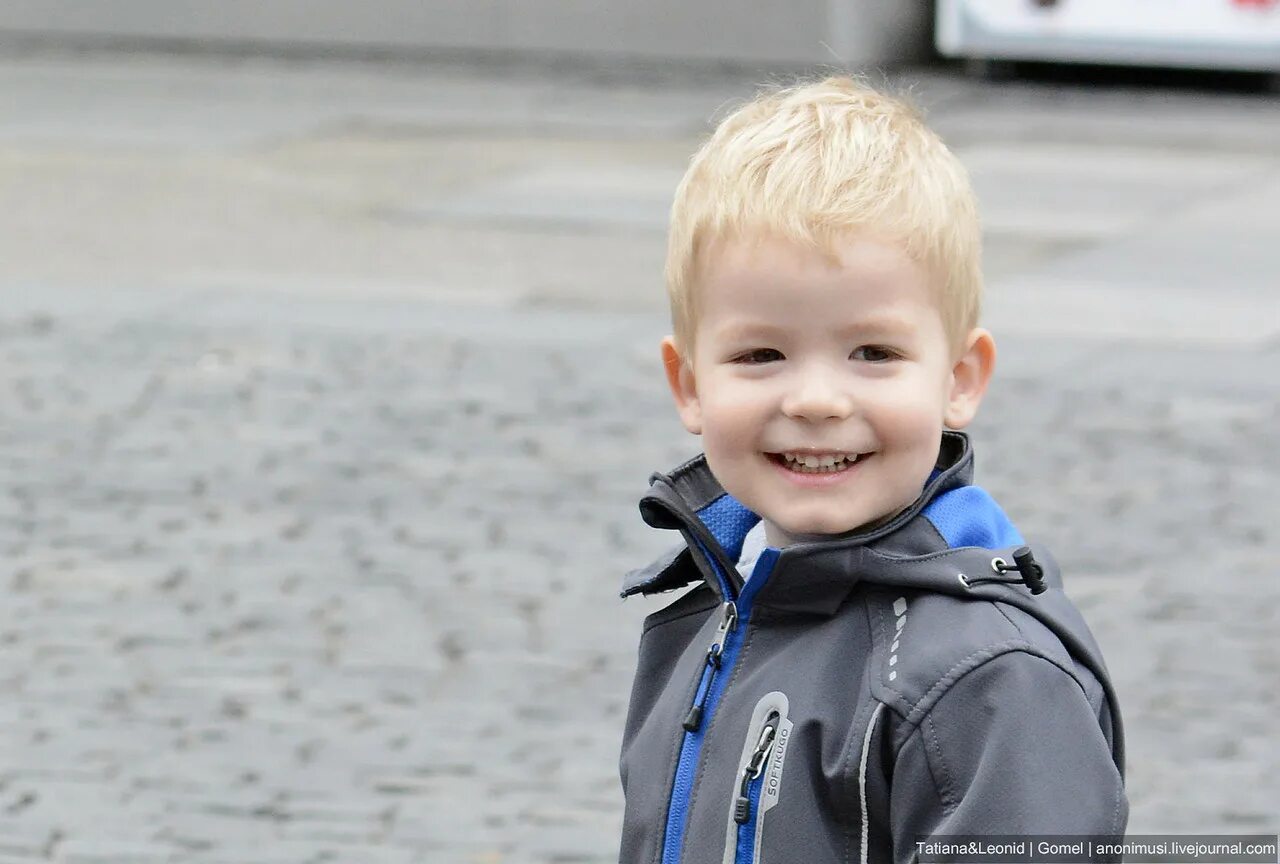 Ребенку 4 с половиной. Трехмесячный ребенок. Севак бабелян. 5 месяцев ребенку. Ребенку 4 с половиной.