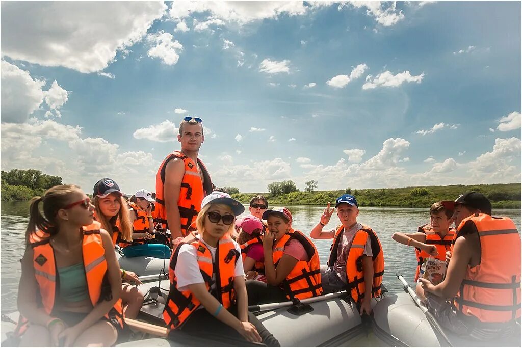 Форрест гамп лагерь липецк. Форест лагерь. Лагерь форест кэмп липецкая область. Кемпинг в белокурихе. Форест лагерь.