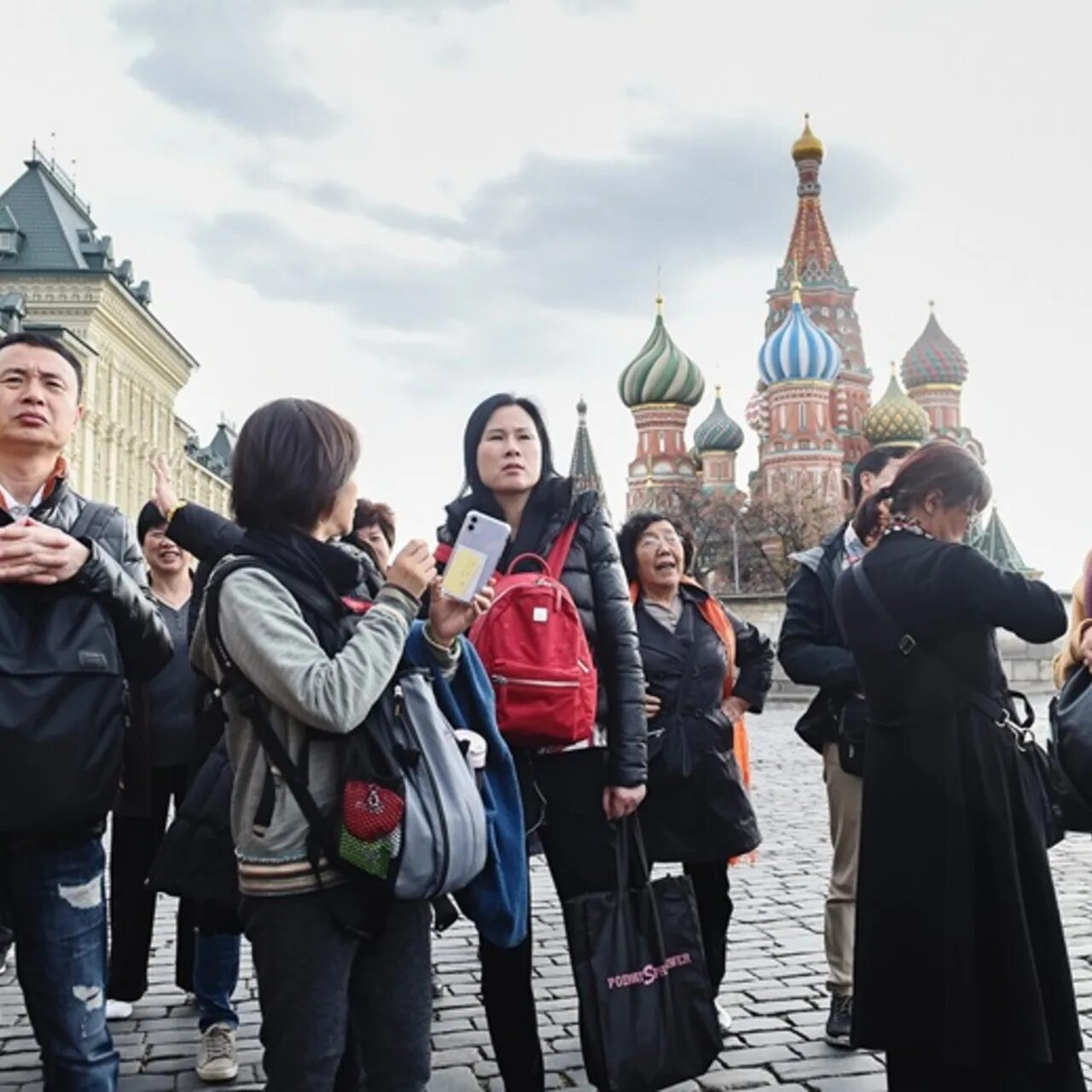 Поиск всей россии. Туристы в России. Иностранные туристы. Туристы в Москве. Въездной туризм.