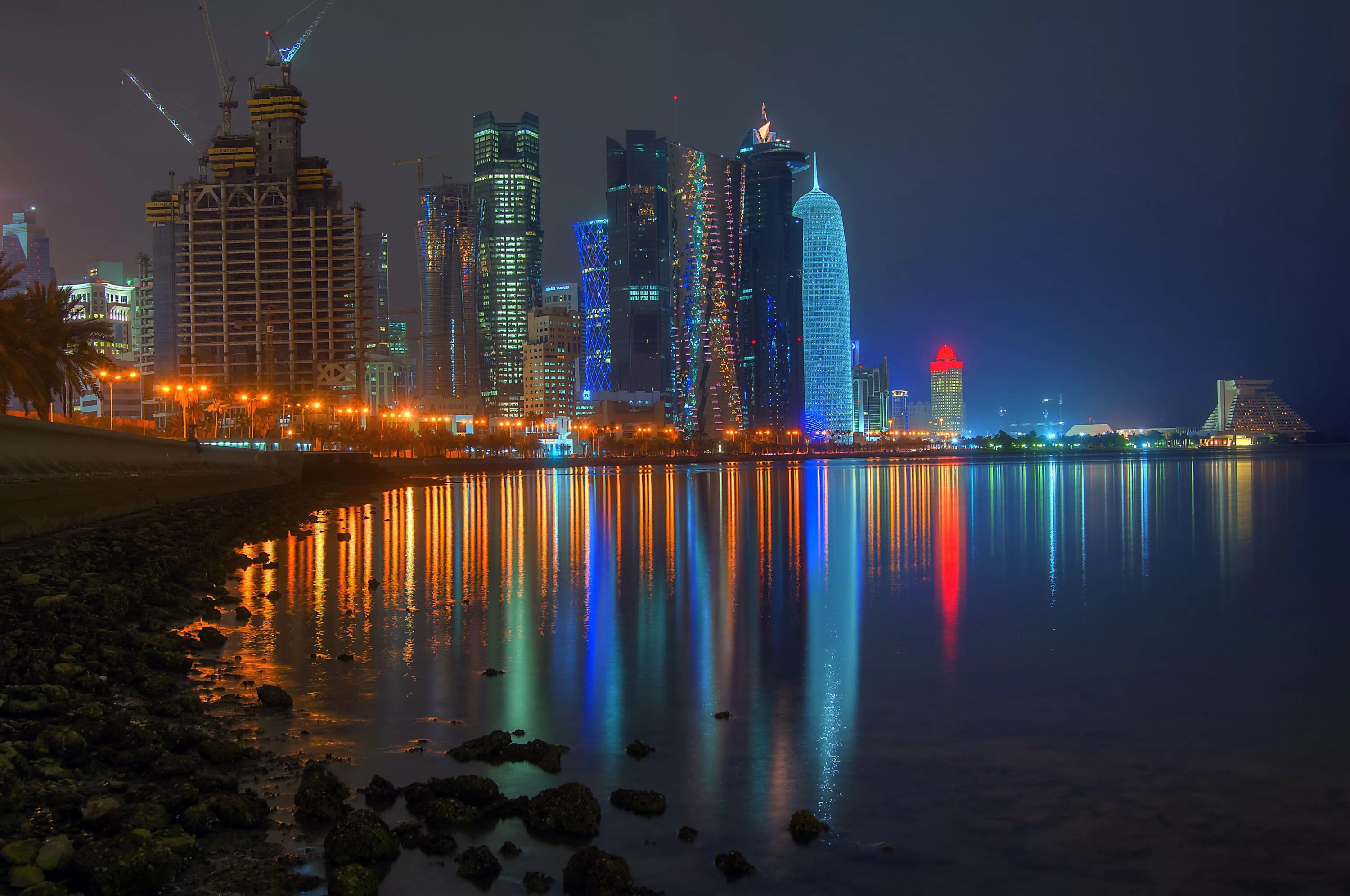 Мир город богатства. Катар столица. Катар Qatar. Доха Корниш Катар. Доха Сити Катар.