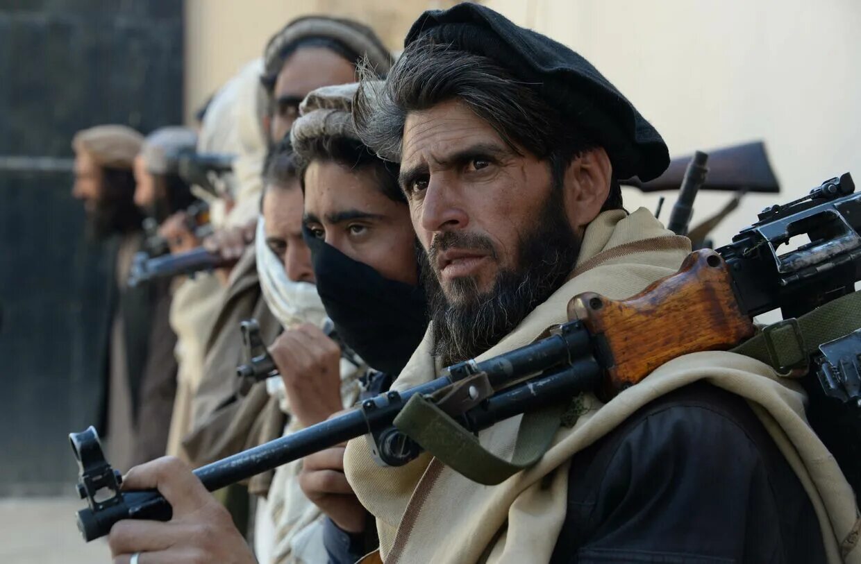 Афганистан боевики талибы. Лидер талибов в Афганистане. Техрик-е Талибан Пакистан.