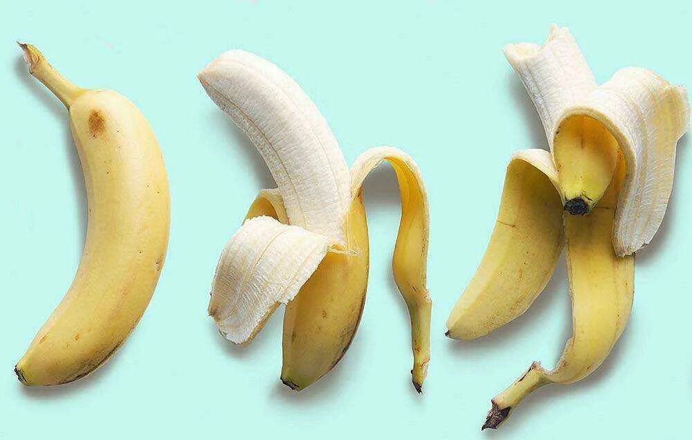 Ел кожуру бананов. Пизанг банан. Банан открытый. Кожура банана. Мякоть банана.
