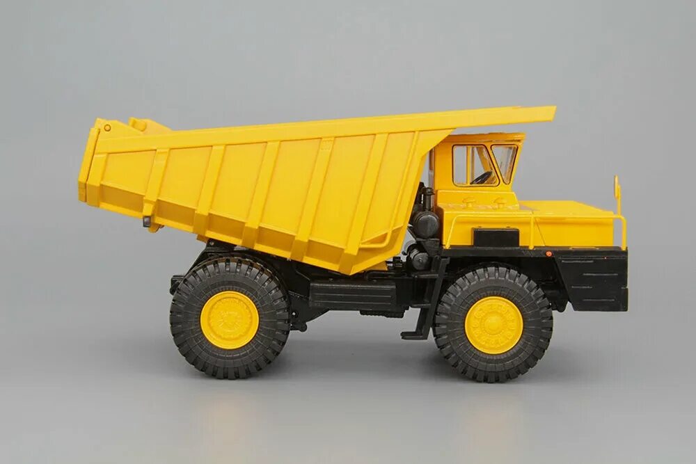 самосвал желтый. камаз 6540 самосвал 8х4. камаз думпер самосвал. самосвал желтый. самосвал желтый.