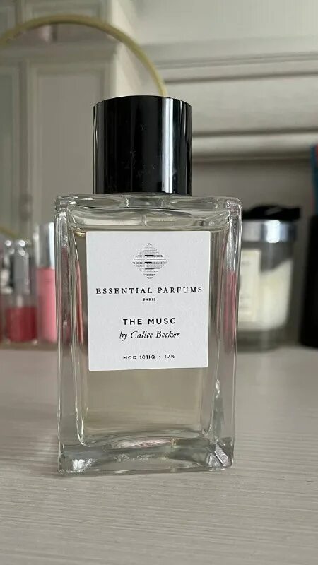 Essential parfums divine vanille by olivier pescheux edp 100 мл. Essential parfums mon vetiver. Essential parfums nice bergamote - золотое яблоко. духи essential parfums fig infusion. парфюм fig infusion.