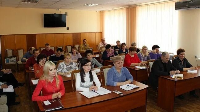 Сайт джанкойского районного суда республики. Глава администрации Джанкойского района Республики Крым. Районная администрация Джанкой. Администрация Джанкойского района. Начальник Джанкойской районной администрации.