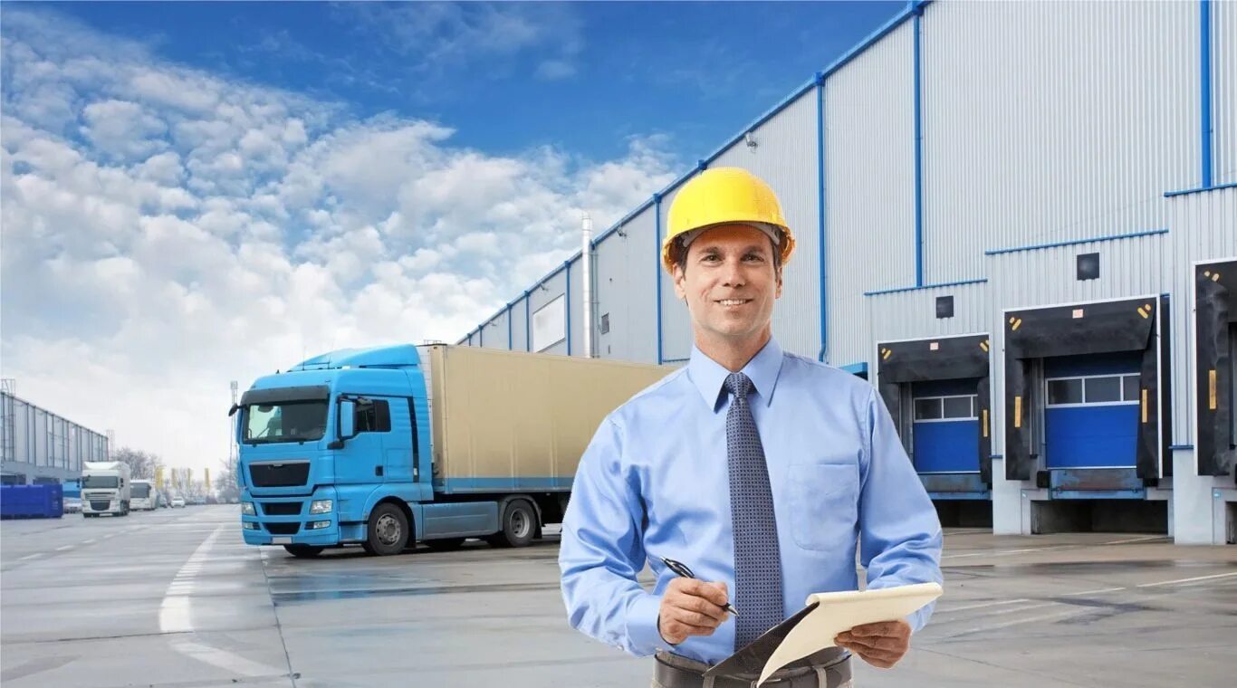 Работник транспортной сферы. Логисты по грузоперевозкам. Транспортная безопасность новокузнецк. Персонал транспортном. Специалист по логистике.