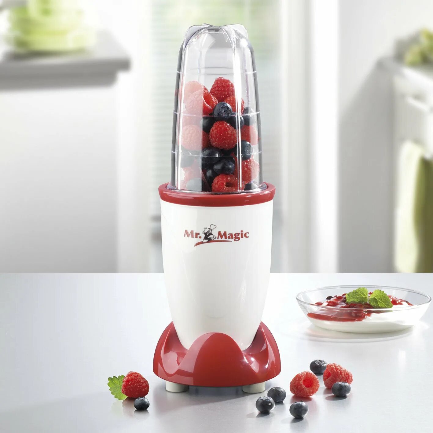 Сохранение блендер. Блендер Mr. Magic Maxx c. Миксер Smoothie maker. GOURMETMAXX миксер. Миксер GOURMETMAXX Classico.