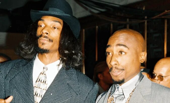 Snoop dogg 2023. Снуп дог с девушками. Snoop dogg фото. Snoop dogg иллюминат. Снуп дог 2023.