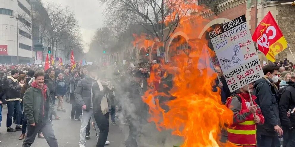 Протесты во Франции. Протесты в Европе. Протесты в Париже. Протесты в России.