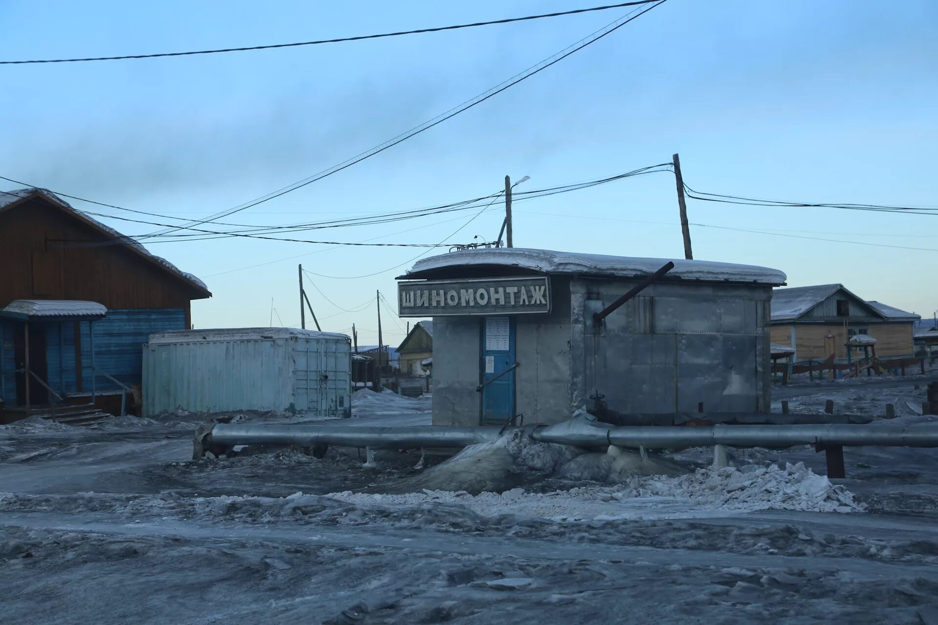 Погода батагай. Батагай аэропорт. Батагай Якутия. Село Батагай-Алыта. Поселок Батагай аэропорт-.