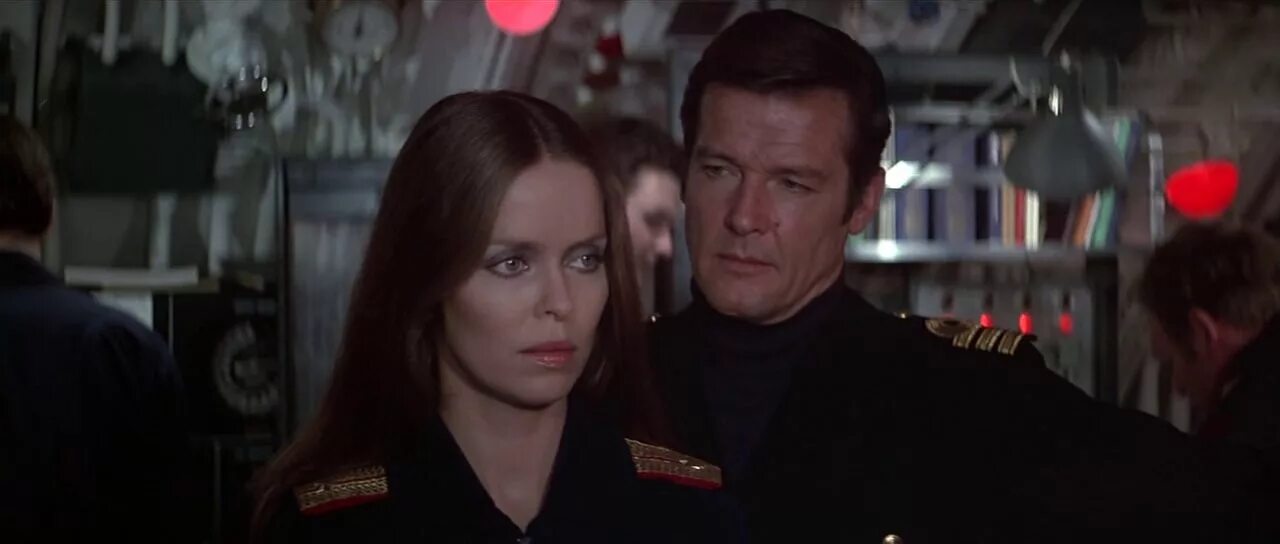 джеймс бонд шпион. шпион который меня любил фильм. барбара бах аня амасова. шпион который меня любил фильм 1977. шпион который меня любил фильм джеймс бонд.