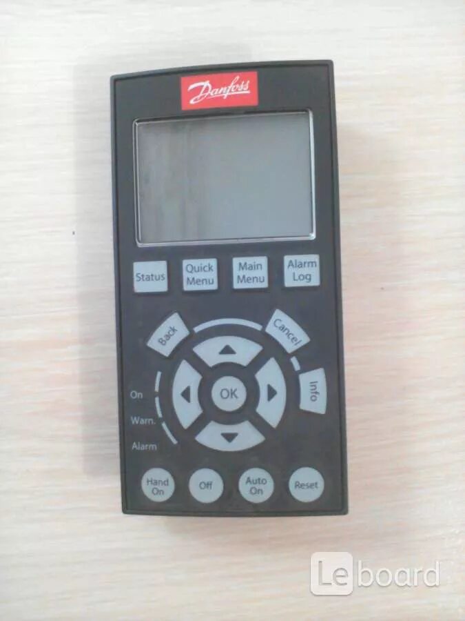 Панель управления danfoss. Lcp 102 danfoss. панель управления danfoss lcp 102 art.130b1107. цифровая панель управления lcp 101 danfoss код 130b1124. control panel lcp 102, ordering no. 130b1107.