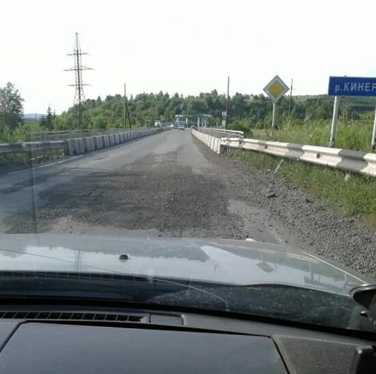 Дорога заринск. Автодорога новокузнецк шерегеш. дорога в шерегеш из новокузнецка. прямая дорога новокузнецк -заринск. указатель дорожный на шерегеш из новокузнецка.