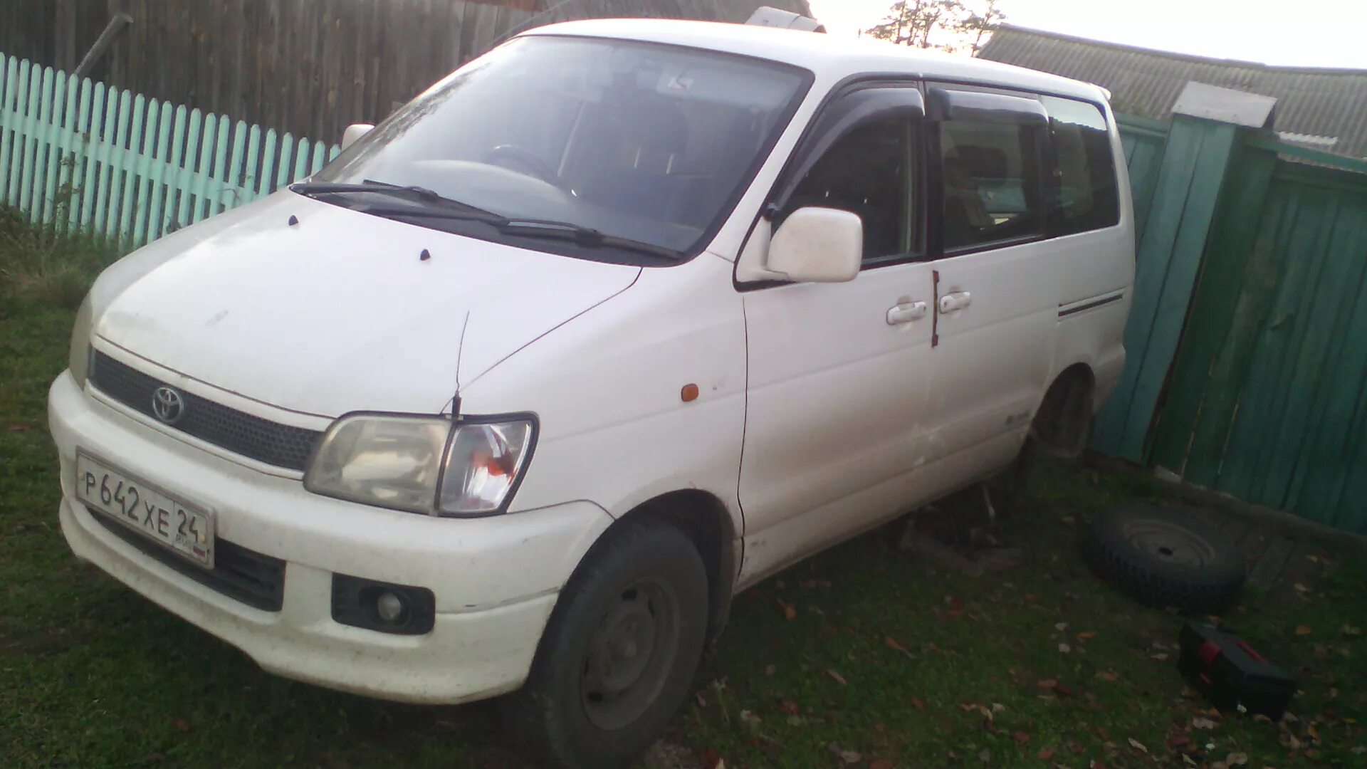 Линзы на Lite Ace Noah 2001. Хонда Ноах за 250 тысяч. Молдинг зеркала правый Toyota Town Ace Noah. Ферио ру б у