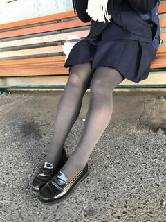 Капроновые колготки школа HDTranslation.ru