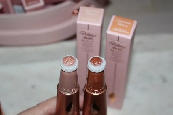 Шарлота тилбори. Charlotte tilbury косметика. Шарлота тилбори. Шарлотка тимбери. Charlotte tilbury beauty light wand.
