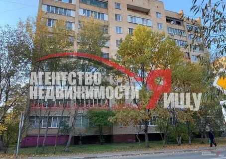 Космонавтов 40
