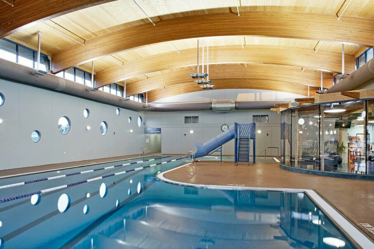 World class строгино бассейн. World class строгино бассейн. Зал с бассейном рядом со мной. X fit братиславская. Территория фитнеса оренбург бассейн.