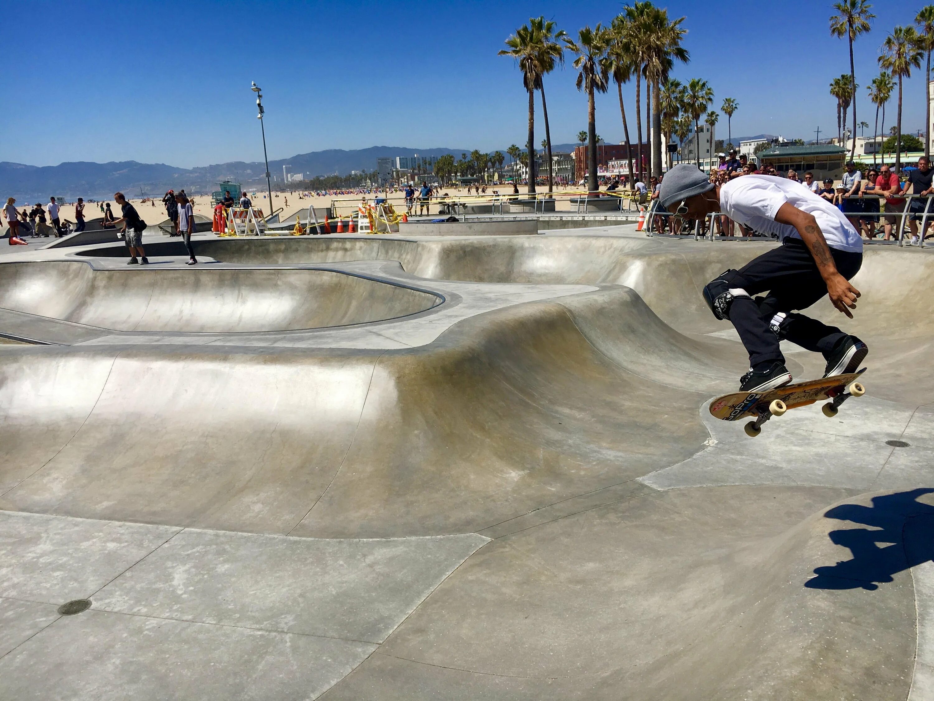 Шарм Эль Шейх скейтпарк. Скейтпарк td Skatepark (6015898). Легендарный скейт парк Лос Анджелес. Скейт парк соль Илецк.