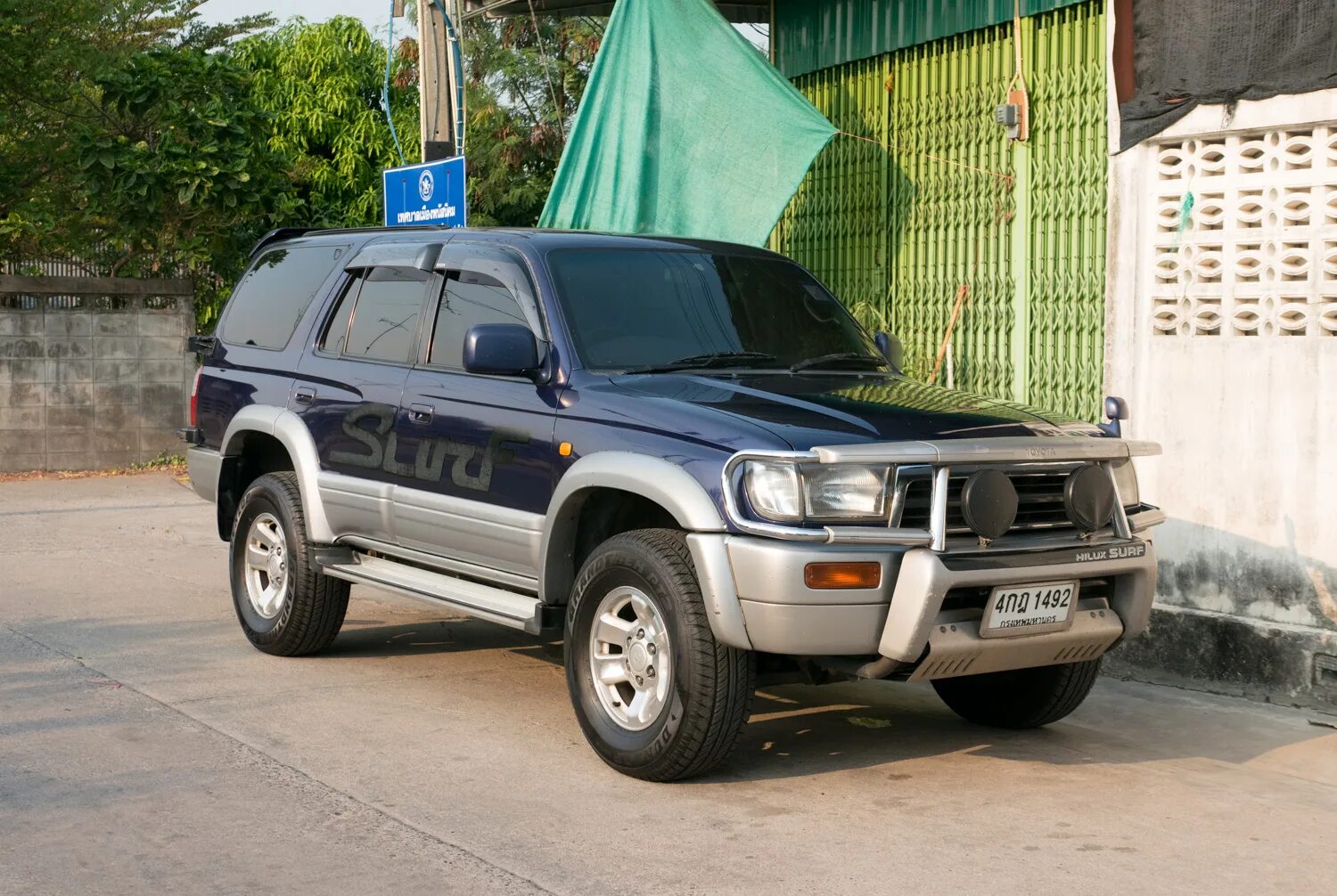 Хайлюкс сурф 185 купить. Toyota Surf 185. Тойота Сурф 185. Hilux Surf 185. Тойота Сурф 185 кузов.