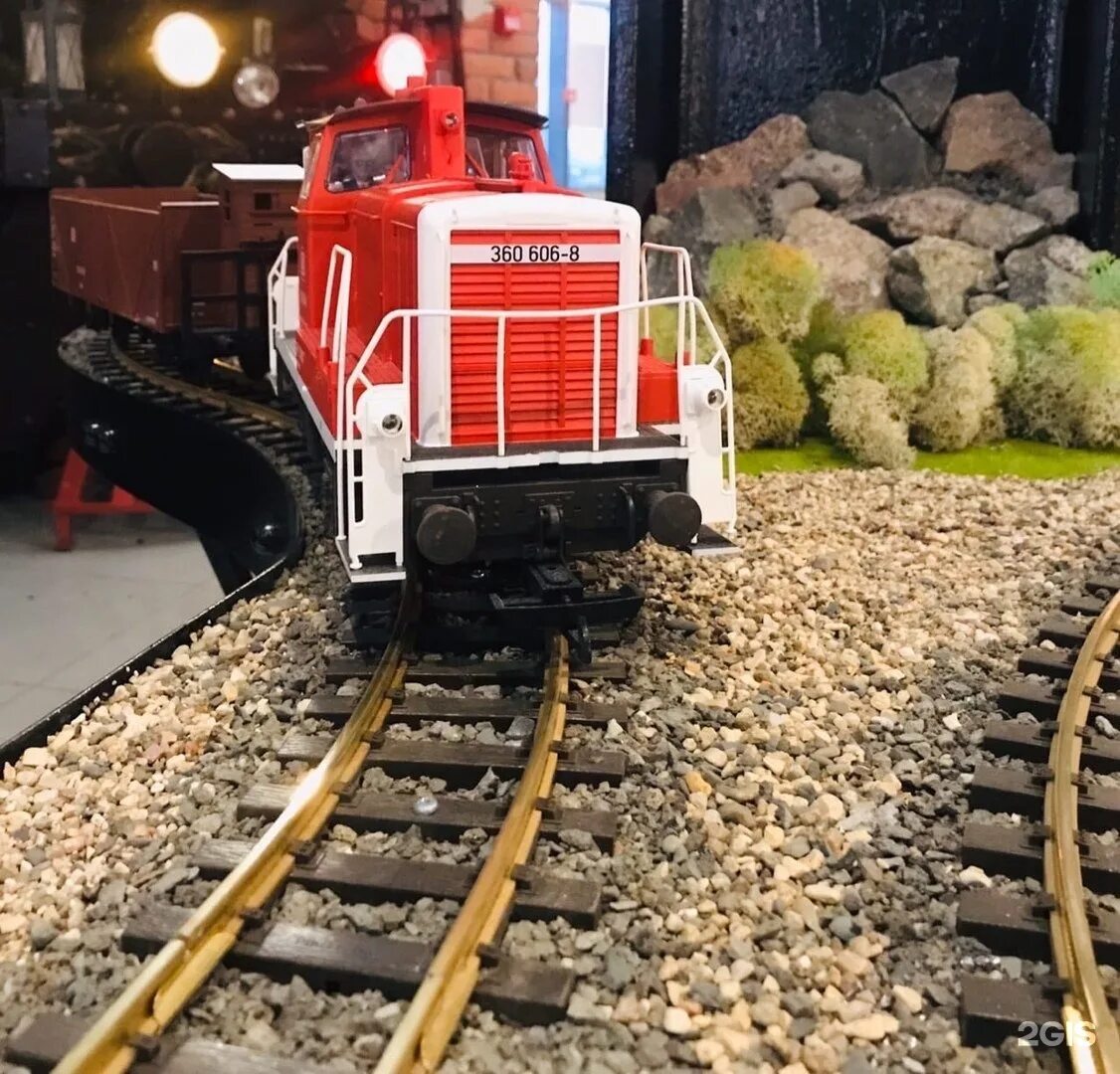 Паровозовъ ленинградская ул 97б. Паровозов вологда ресторан ленина. Ресторан паровозов вологда ленинградская 97. Паровозовъ ленинградская ул 97б. Паровозов вологда ресторан.