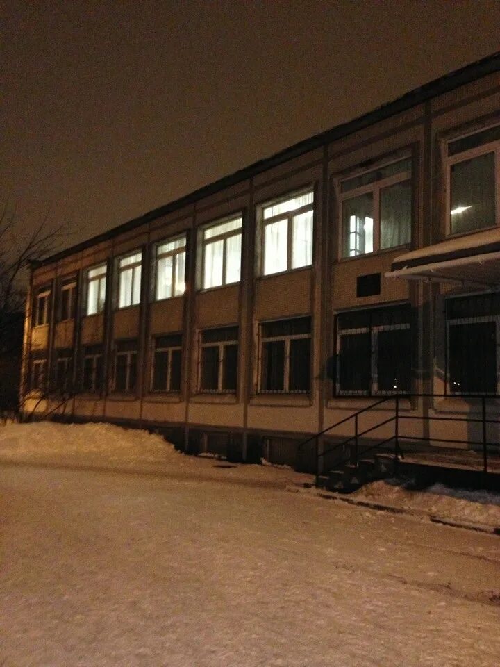 Школа 213 Санкт-Петербург. 213 Школа Фрунзенского. Школа 230 Фрунзенского района.