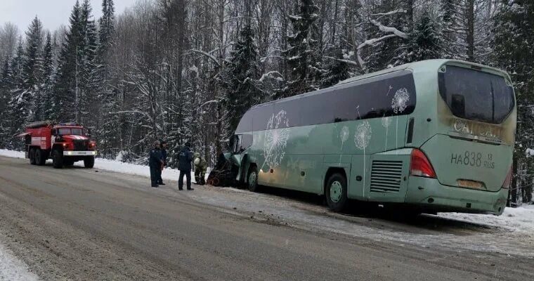 312 автобус ижевск якшур бодья. Якшур-Бодья Ижевск. Авария в Якшур Бодьинском районе вчера.