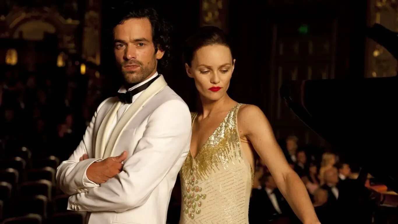 Сердцеед фильм 2010. Сердцеед паради. Ванесса паради в фильме сердцеед. Сердцеед фильм франция 2010. Сердцеед французский фильм.