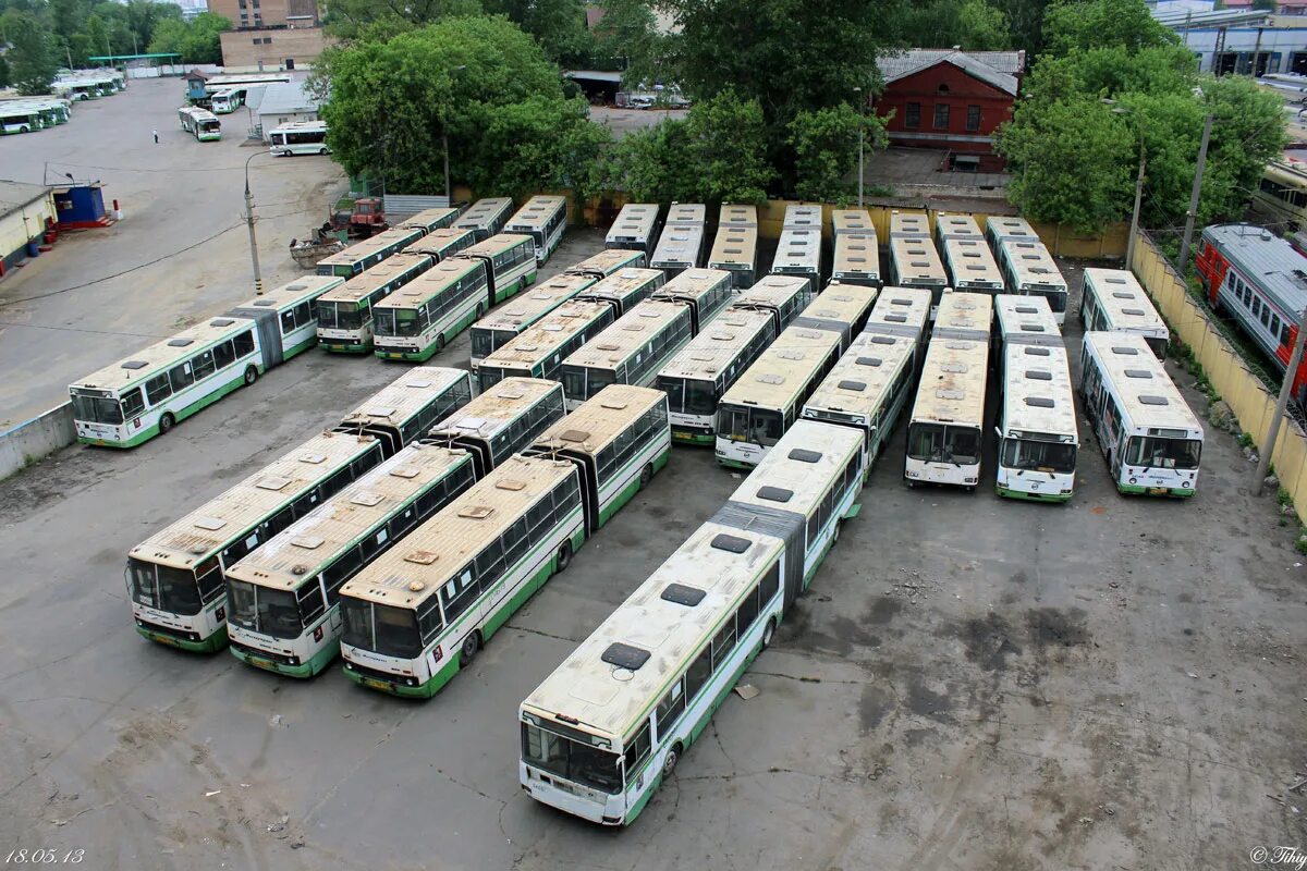 Автобусный парк Петергоф. Автобусный парк старый Петергоф. Автобусный парк 5 СПБ. Автобусный парк 7 Санкт-Петербург Петергоф. 1 июня автобусы