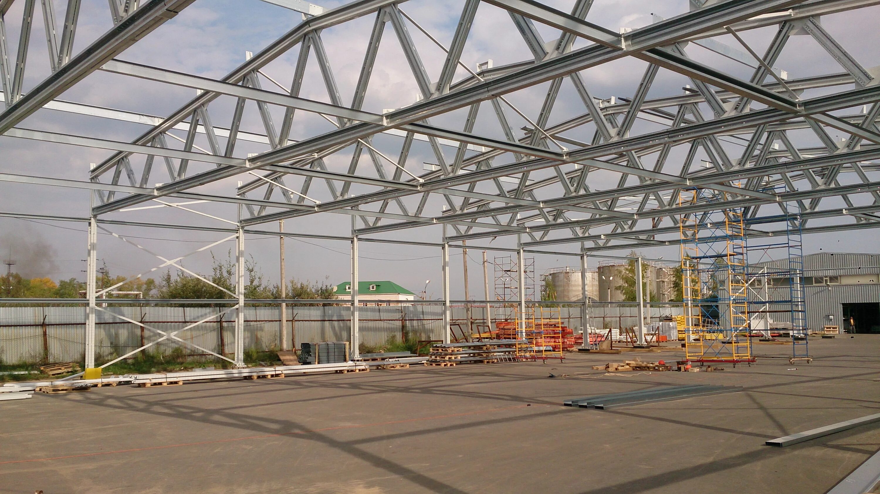 Каркасы стальные типа "унитек". Покрытие производственных зданий. Рамные стальные каркасы унитек. Стропильные фермы железобетонные. Строительные металлоконструкции.