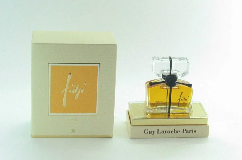 Фиджи оригинал купить. Духи guy Laroche Fidji. Guy Laroche Fidji 14 мл. Guy Laroche Fidji (w) Parfum. Guy Laroche Fidji w EDT 50 ml [m].