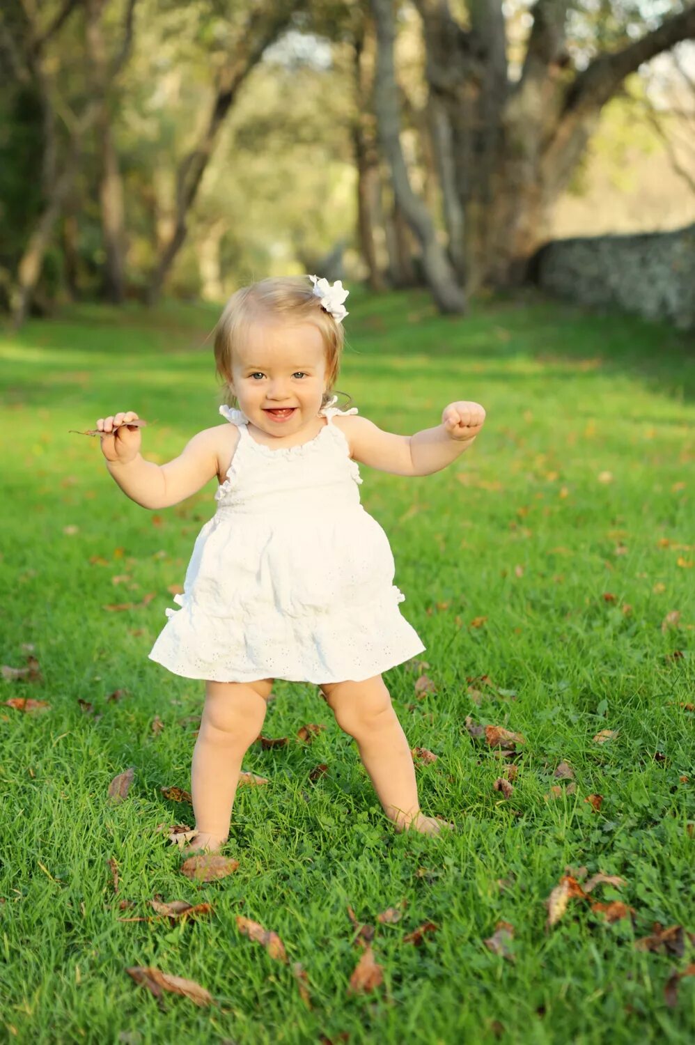 11 месяцев ребенку. 11 детей. фотосессия 11 месяцев малышу. 11 месяцев ребенку. младенец 11 месяцев.