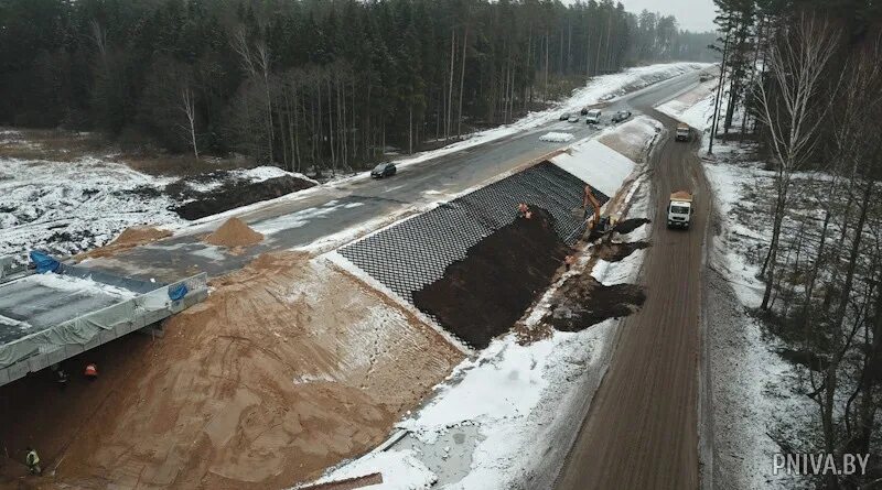 Могилевская Кольцевая дорога. Окружная дорога вокруг Могилева. Объездная дорога. Путепровод через автодорогу. Кольцевая могилев