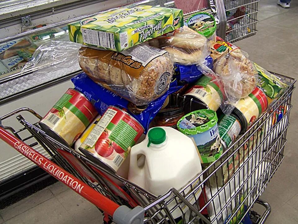 Магазин закупил на продуктовой базе 20 коробок. Магазин закупил на продуктовой базе 20 коробок. Склад товаров. Саранск большие супермаркеты. Магазин закупил на продуктовой базе 20 коробок.