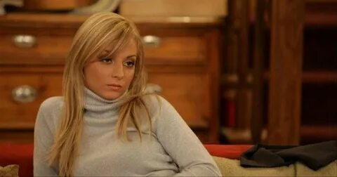 Брюнетка порно құл