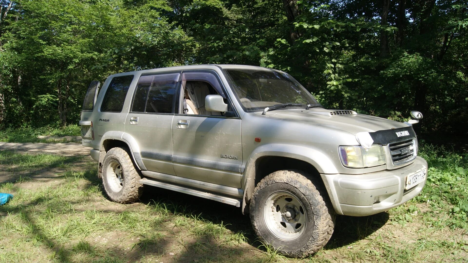 Isuzu bighorn 1996. Исузу бигхорн 3х дверный. Isuzu bighorn 1999. Исузу бигхорн 1995. Bighorn 3.