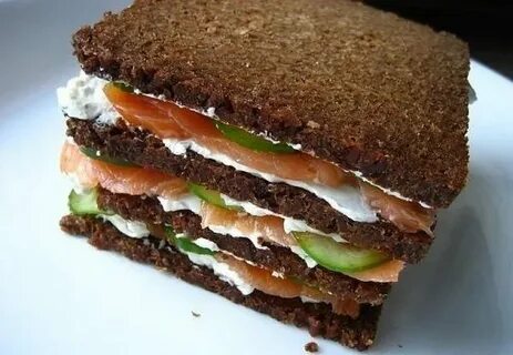 Sandwich cakes